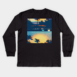 r e s o r t  9 3 glitch Kids Long Sleeve T-Shirt